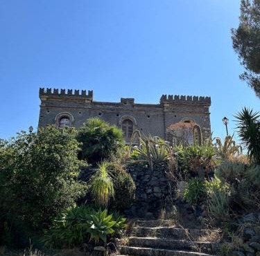 Antica Torre vista mare Capo Milazzo