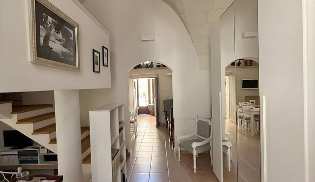 Apartment 'Al Vico' with Private Terrace and Air Conditioning
