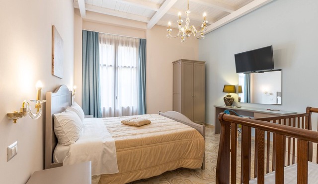 Apartment 'Al Duomo - Appartamento Deluxe' with Shared Terrace, Wi-Fi and Air Conditioning