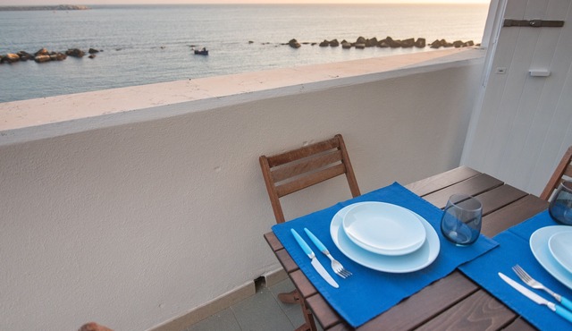 Apartment 'Aquamarine' with Sea View, Balcony and Wi-Fi