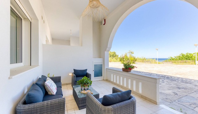 Apartment 'Baia Dei Sogni - Terrae' with Sea View, Wi-Fi and Air Conditioning