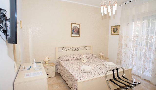 Apartment "Casa Zibè" close to the Sea with Balcony & Wi-Fi