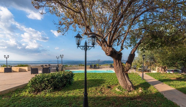 Apartment "Casale Ciricò - Casa del Guardiano" with Shared Pool, Private Balcony and Wi-Fi