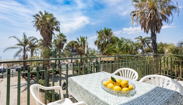 Apartment 'I Ciottoli Dello Ionio - Apt 15' with sea view, shared terrace and balcony