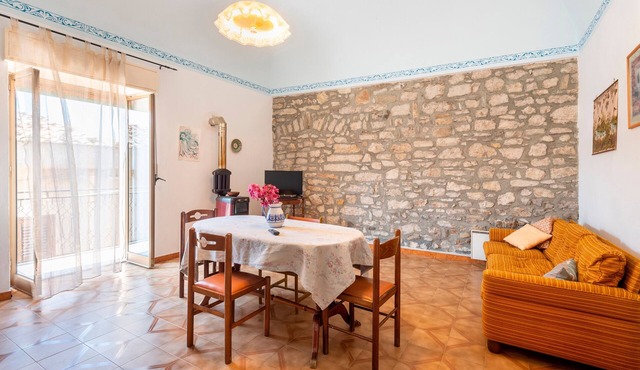 Apartment 'Il Baglio Antico' with Mountain View, Terrace & Wi-Fi