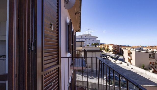 Apartment "In Villa Domenica 9" with Sea View, Balcony & Wi-Fi