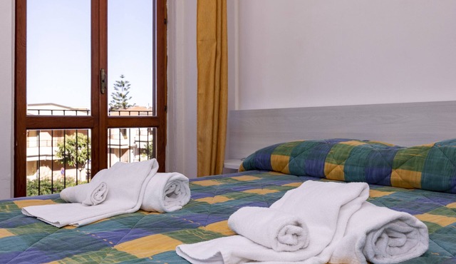 Apartment "In Villa Domenica 3" with Sea View, Balcony & Wi-Fi