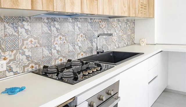 Apartment in Villa with Private Parking a few steps from the Sea