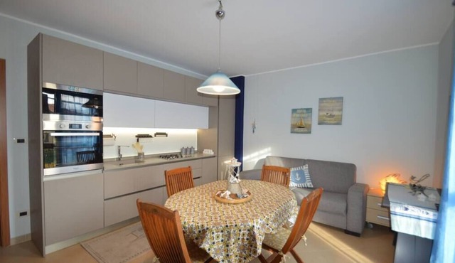 Apartment in residence a few steps from the beach and with a condominium pool