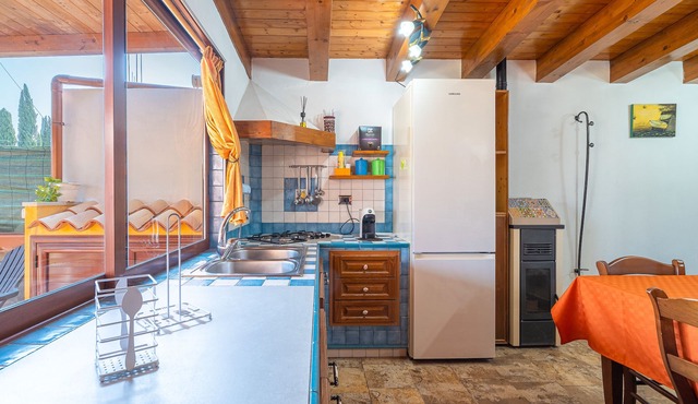 Apartment 'In Villa Luana' with Mountain View, Wi-Fi and Air Conditioning