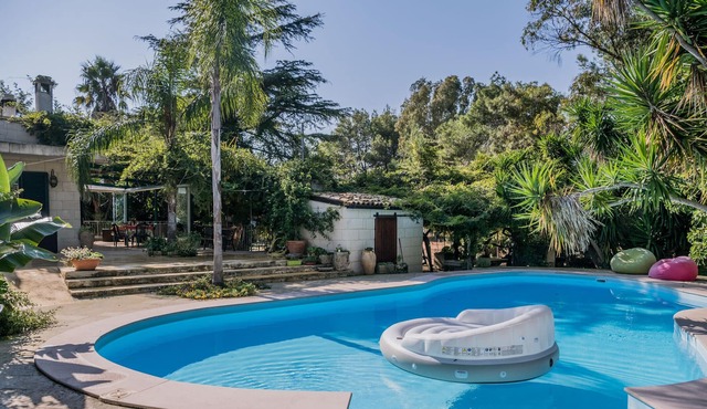 Apartment with shared pool and soccer field for holidays in Puglia m401
