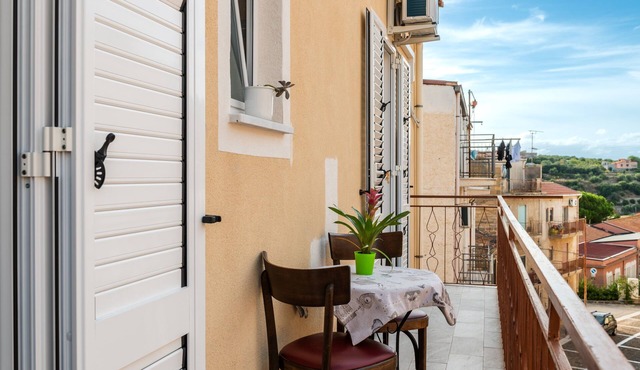Apartment 'La Casa Del Cuore' with Mountain View, Wi-Fi and Air Conditioning