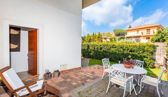 Apartment 'La Fastuca' with Mountain View, Wi-Fi and Air Conditioning