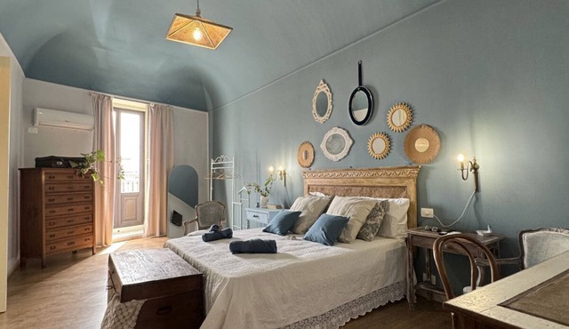 Apartment 'Lo Sguardo Dell'Etna' with Mountain View, Wi-Fi and Air Conditioning