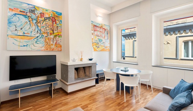 Apartment 'Moderno Appartamento Vista Mare' with Sea View, Wi-Fi and Air Conditioning