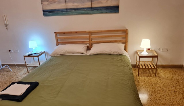 Apartment 'Montesanto 116' with Wi-Fi and Air Conditioning