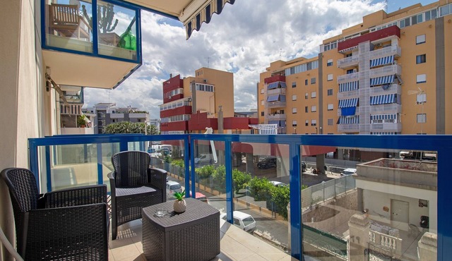 Apartment 'Oltremare' with Sea View, Wi-Fi and Air Conditioning