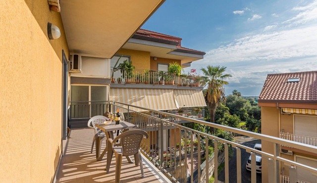 Apartment 'Sicily Sweet Home' with Sea View, Wi-Fi and Air Conditioning