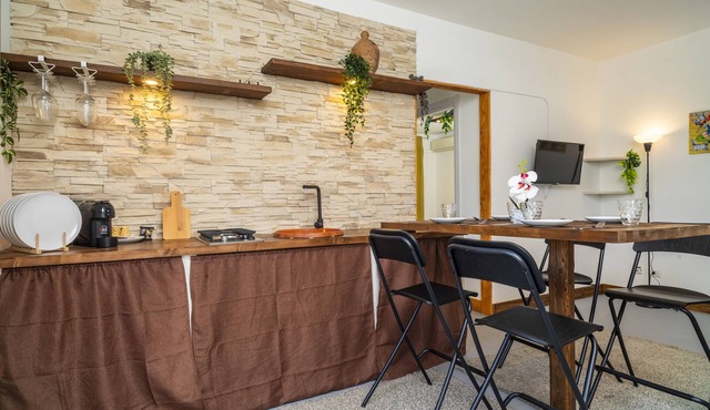 Apartment 'Schilirò House' with Mountain View, Wi-Fi and Air Conditioning