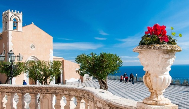Apartment 'tra mare e montagna' with Mountain View, Terrace & Balcony