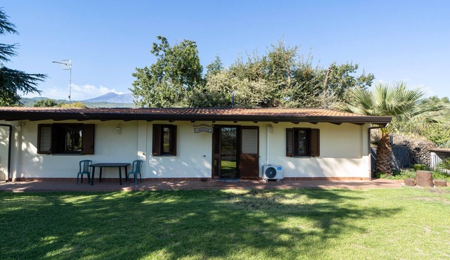 Apartment "Villa Romeo with tree house" with Mountain View