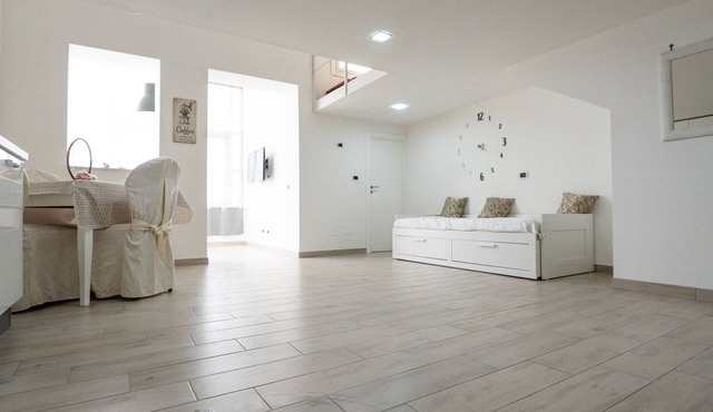 Apartment with free parking and sea view