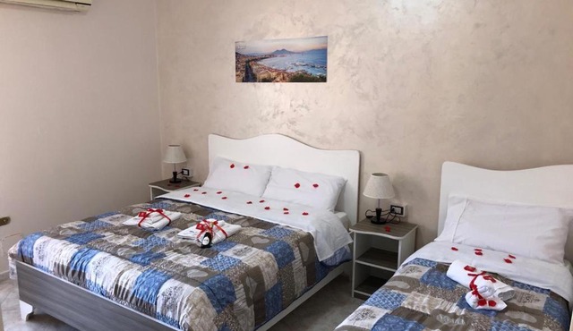 Appartamento HOUSE POMPEI- CASA VACANZA