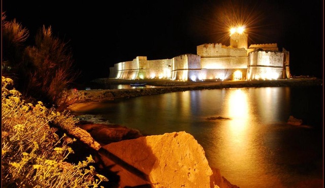 Aragonese apartment in "Le Castella" a 250 mt dal mare - Calabria Sea