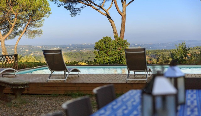 Authentic Private Tuscan Villa for 12 people in Greve: the Heart of Chianti