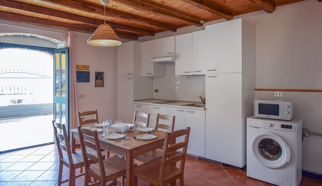 Awesome home in Motta San Giovanni