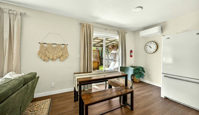 Basecamp GP Private Unit in Quiet Duplex in Grants Pass