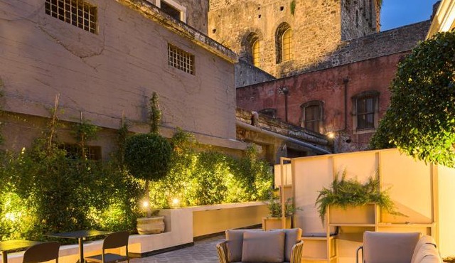 BASTIÒ PRIVATE SUITES