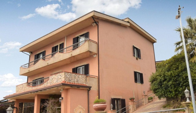 Beautiful apartment in Bonifati