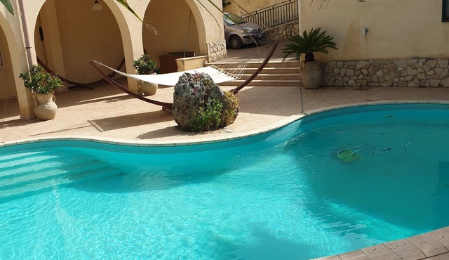 Beautiful country side villa with private pool