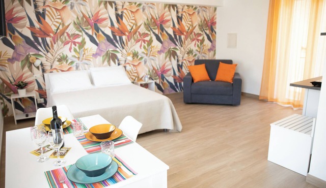 BEIGE APARTAMENT