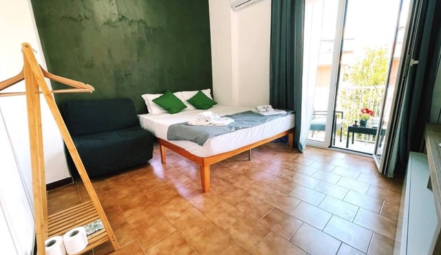 Bella Boutique-Modern 2-Bedroom, Pet-Allowed Apartment Near Vatican"