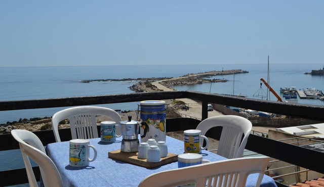 Bellavista house, directly on the beach CIR 19089014C213307