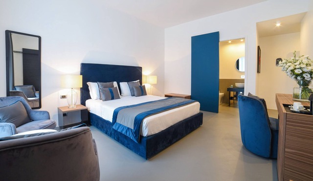 Blue deluxe room 5 - 133