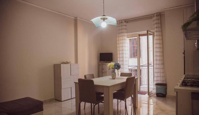 Campania Apartment Vesuvio Comfort -150m dalla stazione - 5km da Pompei
