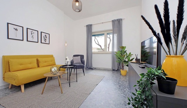 Carmen's Flat by Domus&Dimore