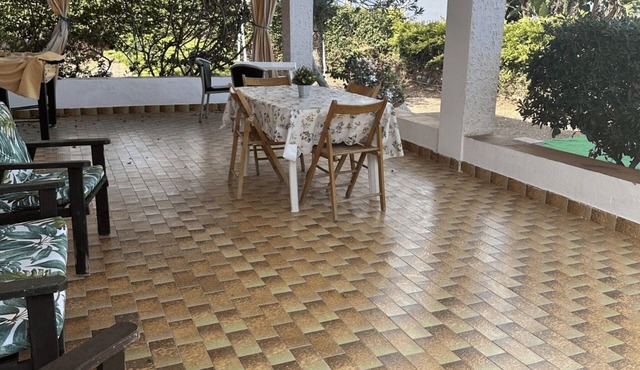 Casa Orchidea with Veranda – Private Terrace, Wi-Fi & Air Conditioning