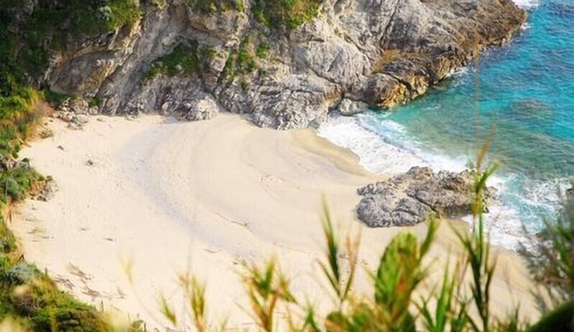 Casa Antonia, for 4 people, with sea view and access to the beach