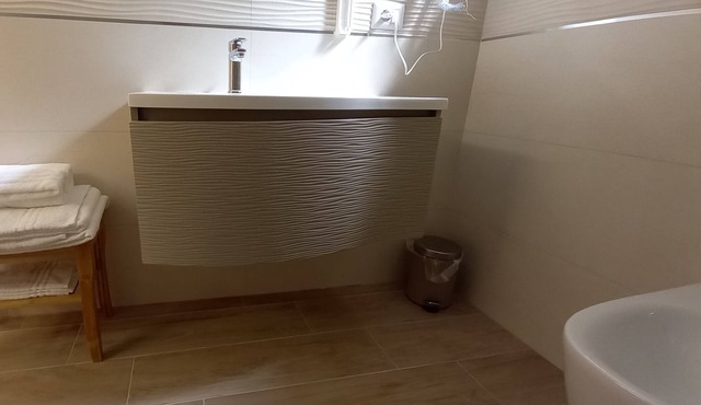 Casa Del monte tourist rental (salmon room)