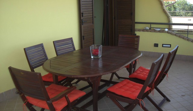 CASA ELISABETTA/app. 2: magnificent sea view and comfort not far from Naples
