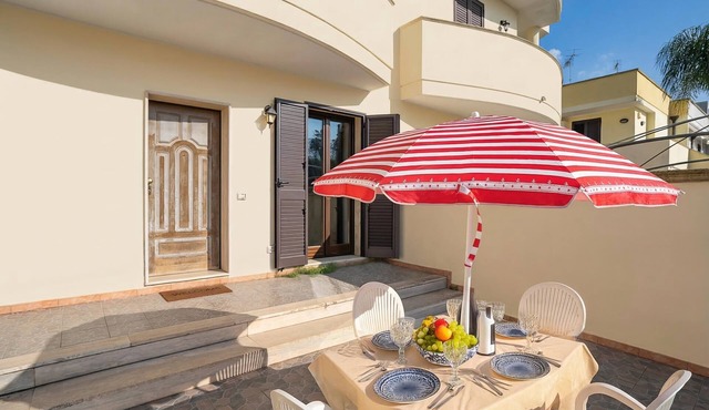 Casa Pascoli with Veranda Dining near Sandy Beach, Porto Cesareo, Italy