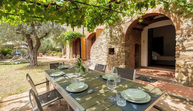Casale delle Lupe by Geco Vacation Rentals in Campiglia Marittima