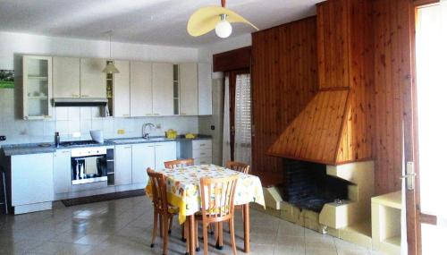 Charming Apartment in Velina, 90 m², Mountain View