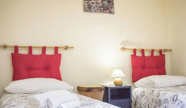 Cifalino | Cozy Private Apartment in Catania with A/C and WiFi near the bus stop