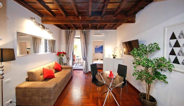 Collection Spanish Steps Apartments