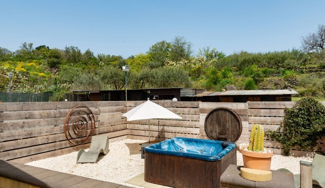 Cottage 'Etna Ranch' with Wi-Fi, Garden & Air Conditioning